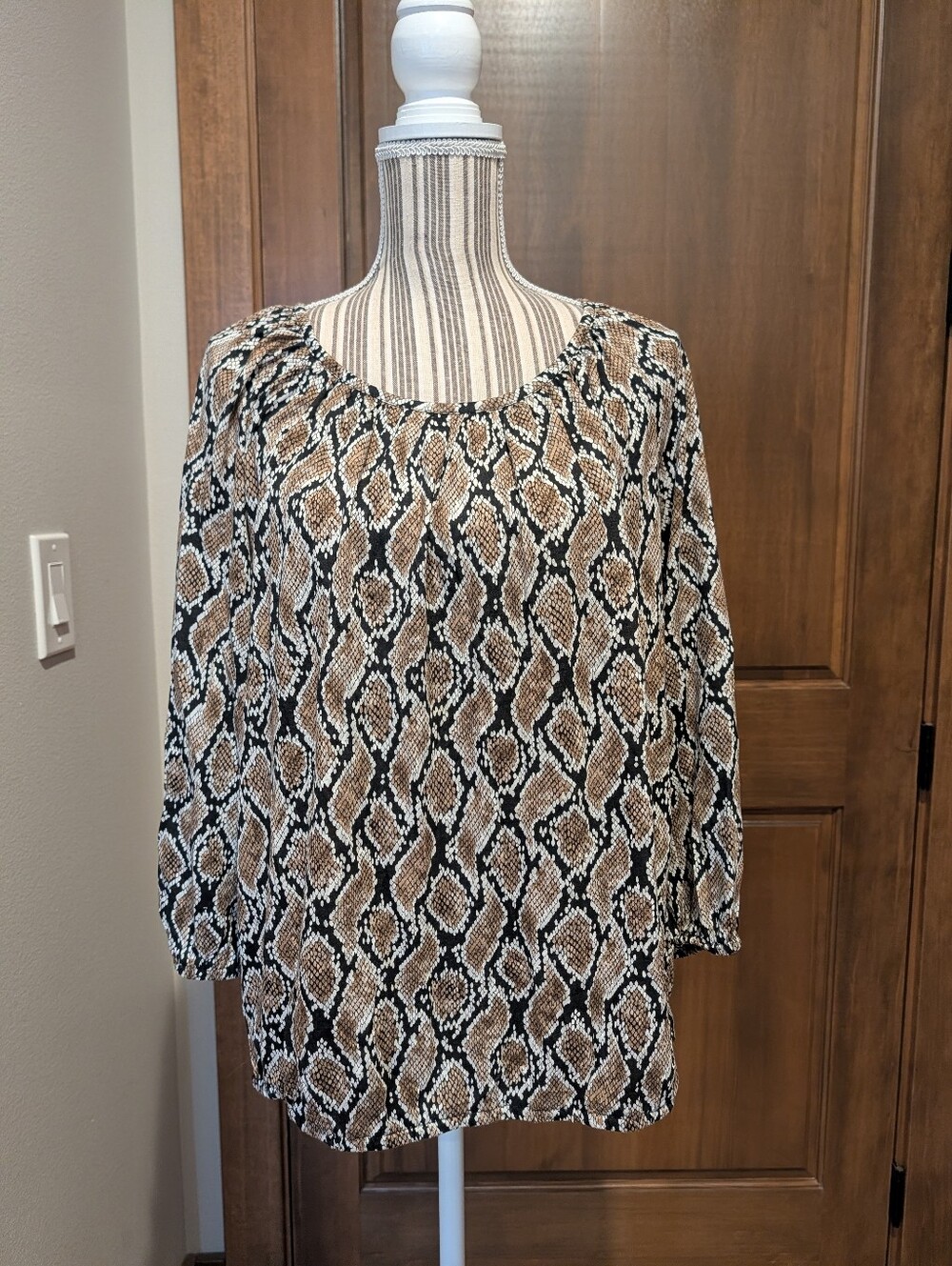 Michael Kors Brown and Black Snake-Print Long Sleeve Tunicel